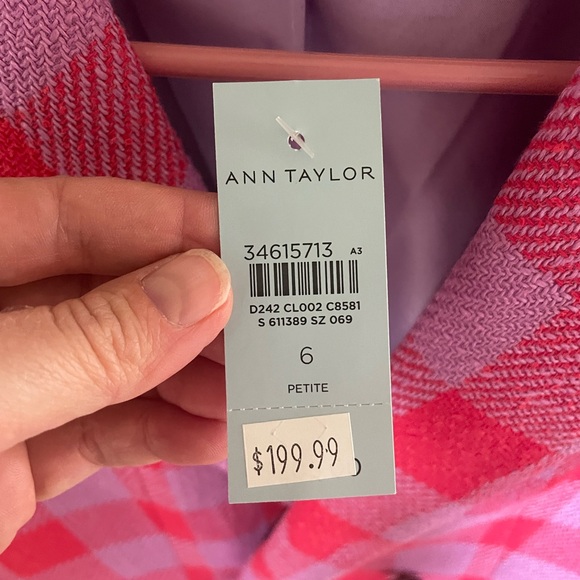 Ann Taylor Plaid Blazer - Picture 4 of 16
